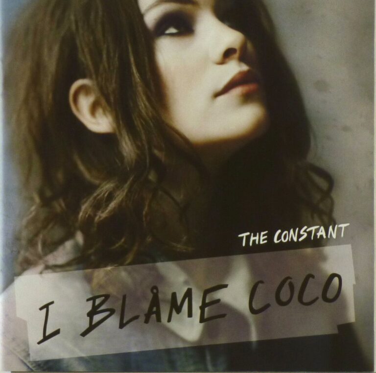 Coverbild des Debütalbums The Constant von I Blåme Coco mit einem Porträt der Künstlerin.