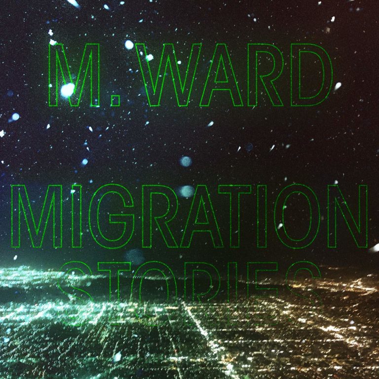 Luftaufnahme einer beleuchteten Stadt bei Nacht mit Schneeflocken im Vordergrund und grünem Text M. WARD MIGRATION STORIES.