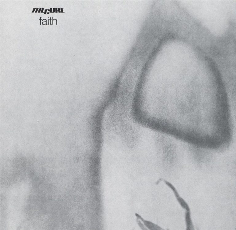 Albumcover von The Cure mit dem Titel Faith in minimalistischer, grauer Gestaltung.