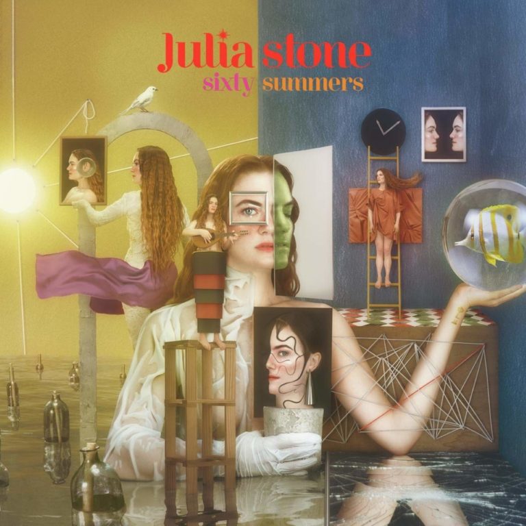 Surreales, collageartiges Albumcover mit mehreren fragmentierten Darstellungen von Julia Stone in verschiedenen Posen. Farbenfrohes, traumartiges Setting mit symbolischen Objekten, u. a. einem Fisch in einer Glaskugel, Fäden, Uhren und Spiegelungen. Titel: „Julia Stone – Sixty Summers“.