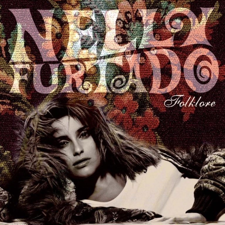 Porträt von Nelly Furtado vor floralem Hintergrund mit Albumtitel Folklore.