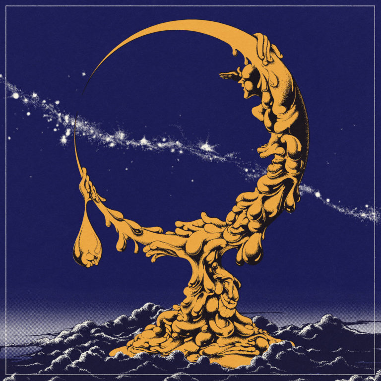 Surreales Cover des Albums „Land of Sleeper“ von Pigs Pigs Pigs Pigs Pigs Pigs Pigs mit goldener, schmelzender Halbmondfigur vor nächtlichem Sternenhimmel.