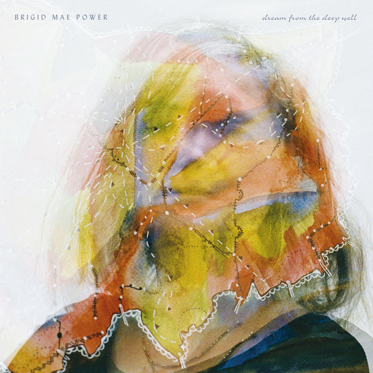 Cover des Albums „Dream from the Deep Well“ von Brigid Mae Power mit einem abstrakt übermalten Porträt, durchzogen von Linien, Farben und zarten Mustern.