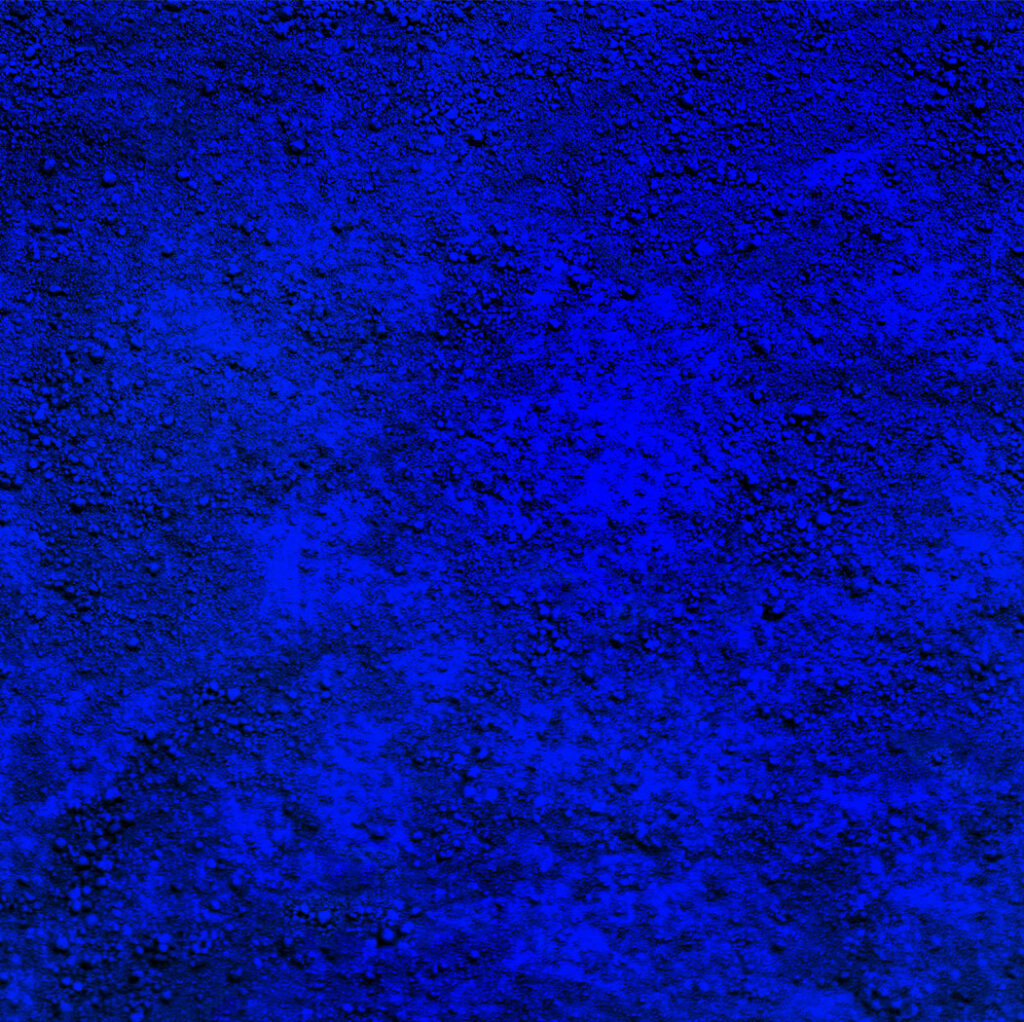 Cover von Jack Whites „No Name“: Strukturierte, monochrome Fläche in intensivem Ultramarinblau ohne Text oder Motiv.