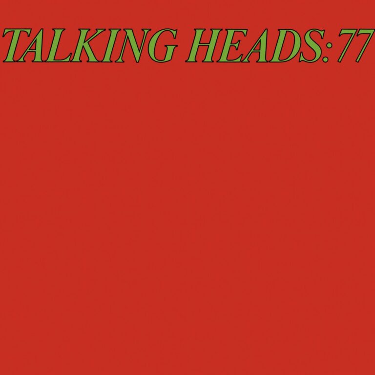 Knallrotes Albumcover mit grün-schwarzer Schrift „TALKING HEADS: 77“ oben links – minimalistisches, ikonisches Design des Debüts der Talking Heads.