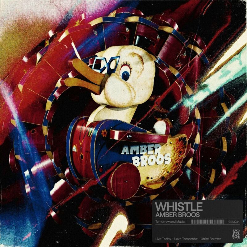 Verspieltes Artwork mit Entenfigur im Retro-Fahrgeschäft – Cover der Techno-Single „Whistle“ von Amber Broos, mit futuristischen Lichtakzenten.