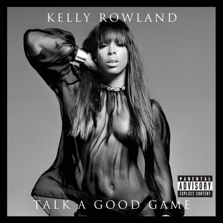 Kelly Rowland in transparentem Oberteil mit ernster Miene auf dem Cover von Talk a Good Game.