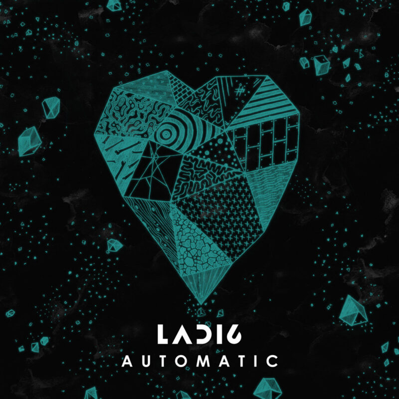 Cover des Albums Automatic von Ladi6 – geometrisches türkisfarbenes Herz auf schwarzem Grund, symbolisiert emotionale Klarheit und futuristischen Soul.
