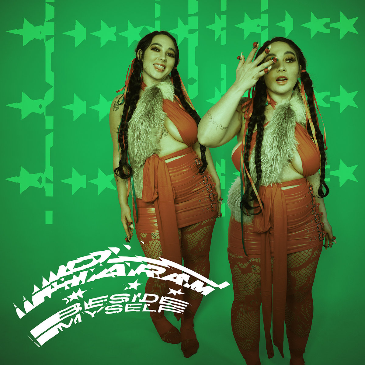 DJ Haram im roten Outfit vor grünem Hintergrund mit verspielter Doppelbelichtung – Cover ihres Albums „Beside Myself“.