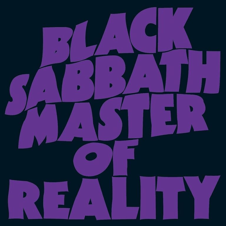 Schwarzes Albumcover von Black Sabbath mit erhabener, violett wirkender Schrift „Black Sabbath Master of Reality“ ohne Bildmotiv, minimalistisch und schwer.