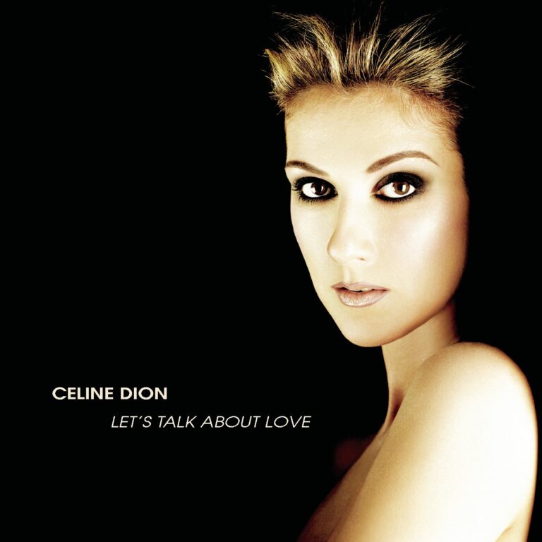 Porträt von Céline Dion vor schwarzem Hintergrund, frontal ausgeleuchtet, mit kurzem blondem Haar und direktem Blick, Albumtitel „Let’s Talk About Love“ links unten gesetzt.