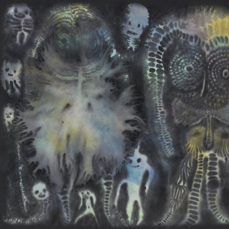 Düstere, schemenhafte Kreaturen und geisterhafte Gestalten auf einem dunkel verlaufenden Aquarellhintergrund.